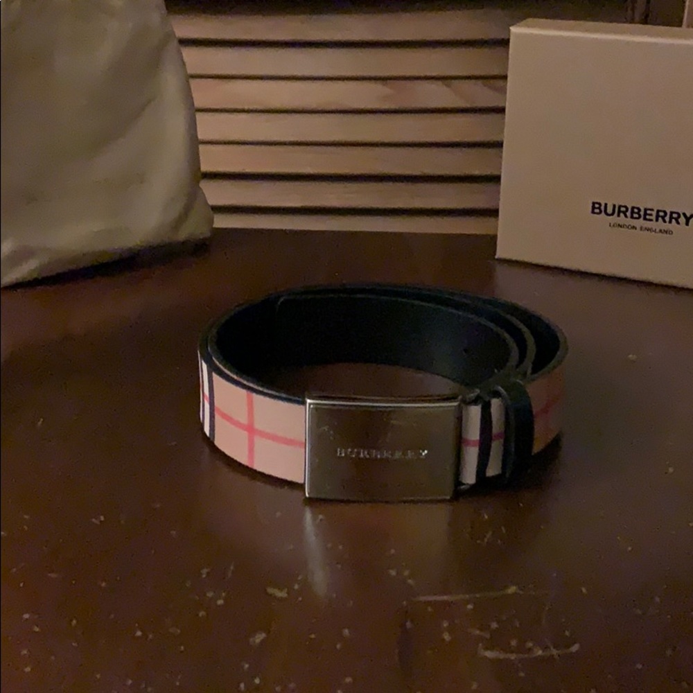 Authentic Men’s Burberry Belt !